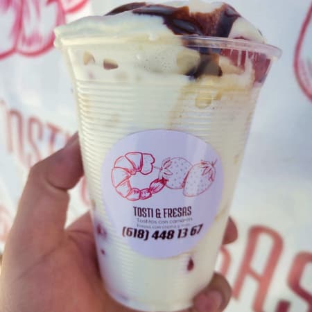 Fresas con Crema Vaso 12 Oz