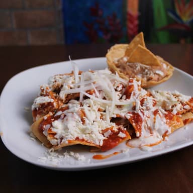 Chilaquiles Rojos