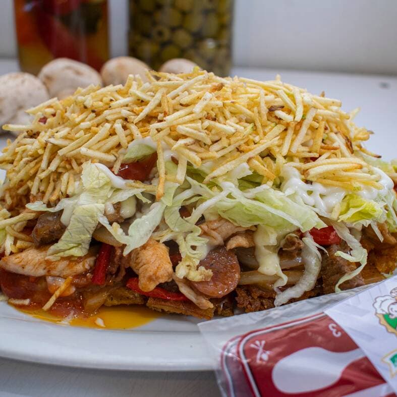 salchipapas especial con todo