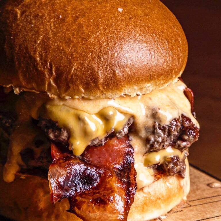 DOUBLE CHIPOTLE/tocino BURGER