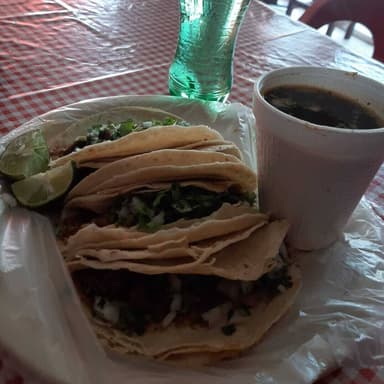 Combo 4 Tacos Suaves + Refresco