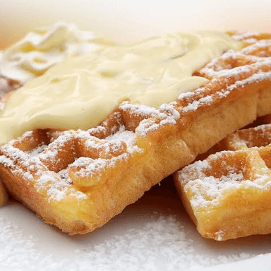 Waffle con Mazapán, Lechera y Philadelphia