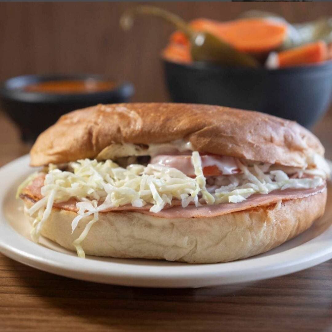 Torta de Jamon con Asadero