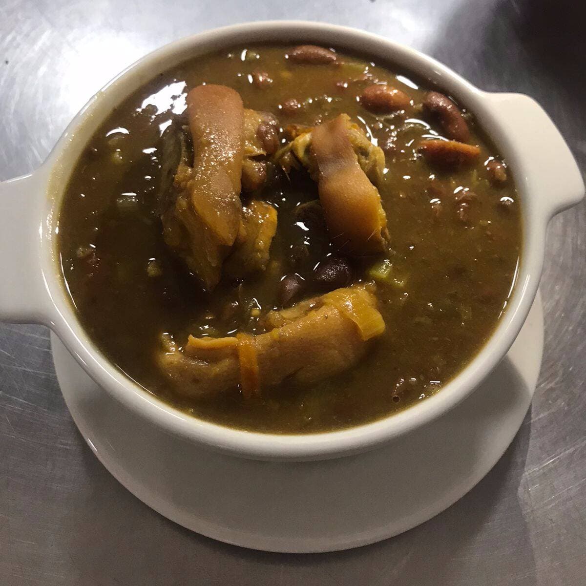 Frijol Con Patica de Cerdo 24 Onz
