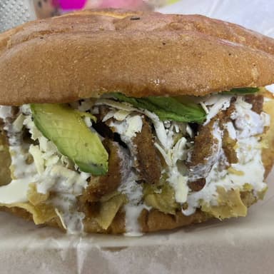 Torta chilaquiles BOMBA
