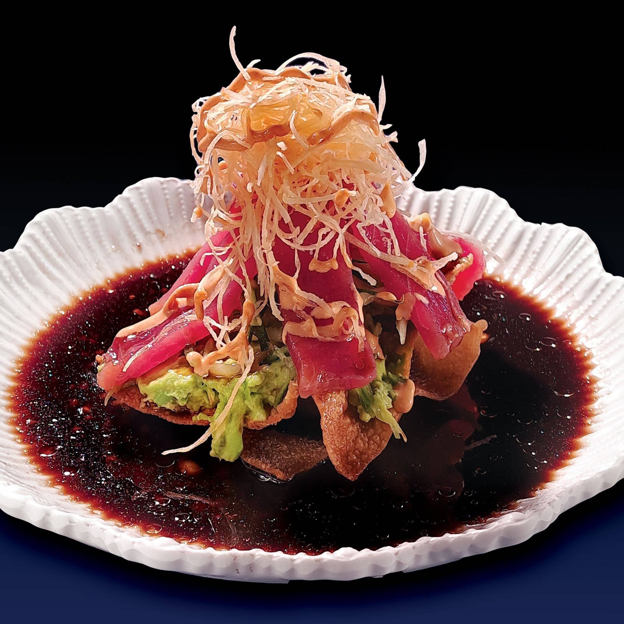 Tostada Tiradito de Atún
