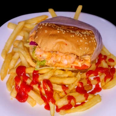 Hamburguesa de Camarón Gratinado con Salsa Diabla