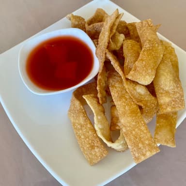 14 Fajita Fritas De Wantan Con Salsa Agridulce