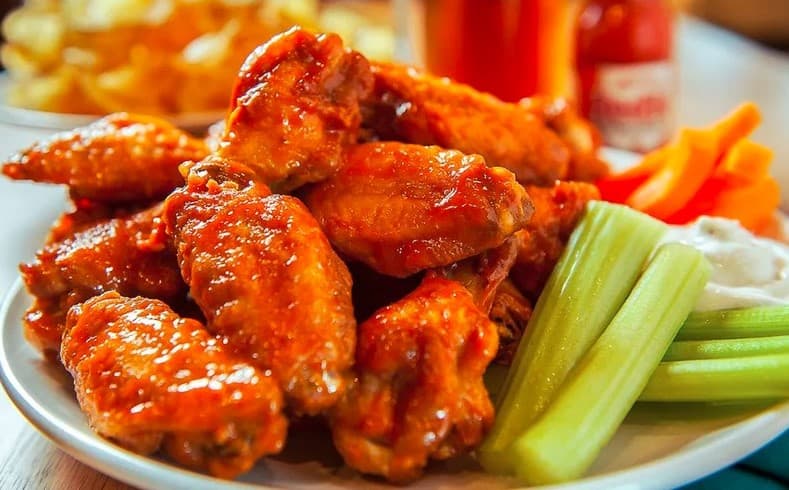 Wings and More Supremas Cancún