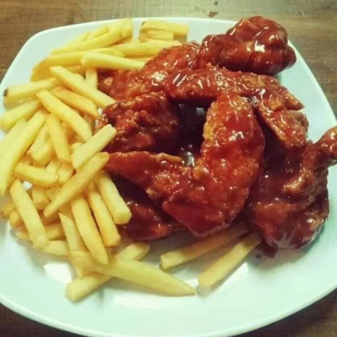 Alitas de Pollo + Orden de Papas Fritas