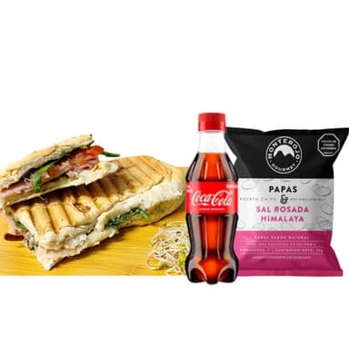 Panino Parma + Fuze Tea + Papas Monterojo