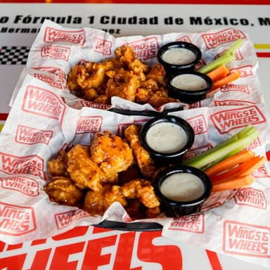 Orden de 24 Piezas de Boneless