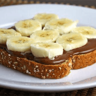 Pan Tostado con NUTELLA y Plátano