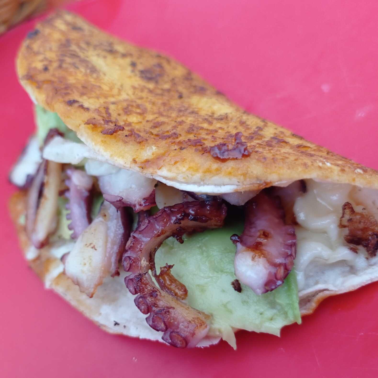 Quesadilla de Pulpo Maíz