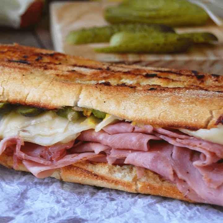 Sándwich Jamón Ahumado Junior