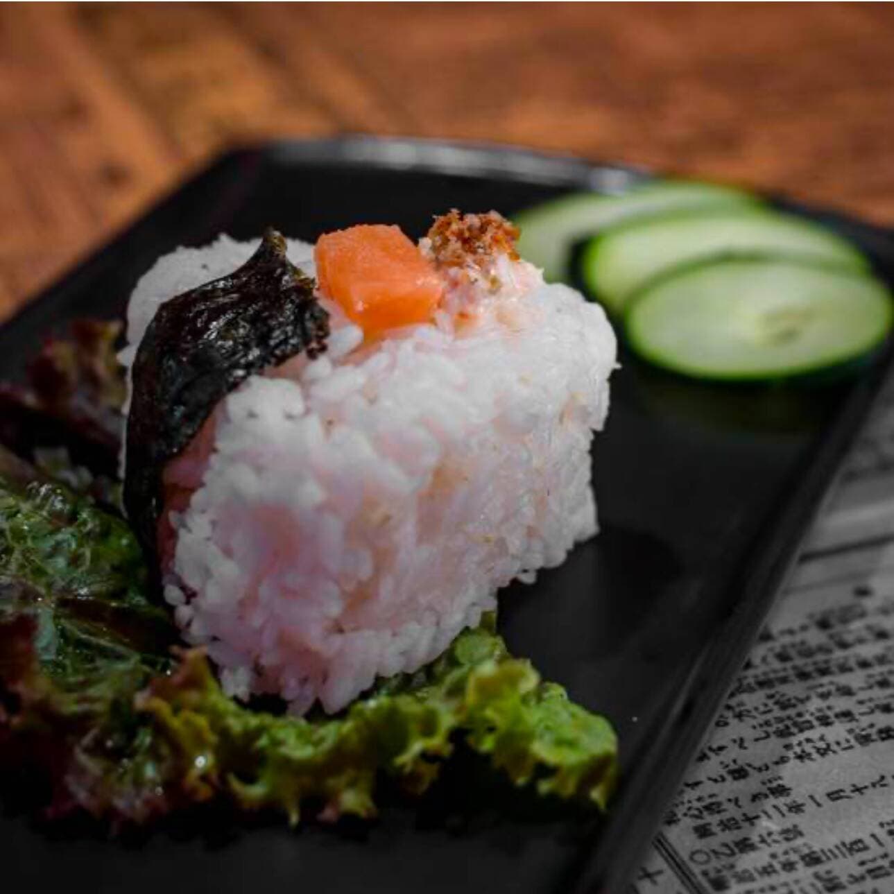 Onigiris Salmón con Tampico