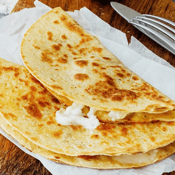 Quesadilla de Chinameca de Harina.