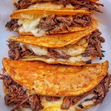 Combo Taqueso Maciza + Consome de 1/4 gratis