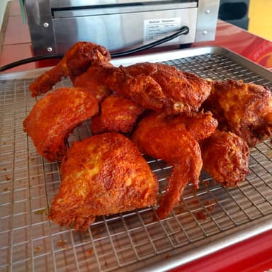 12 pz de Pollo + 3 Panes