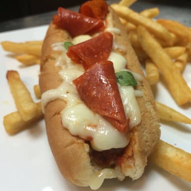 Perro + jamon + mozarella