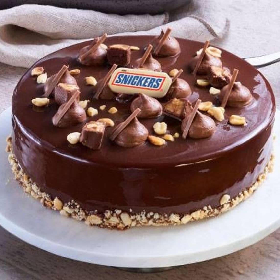 Pastel hecho con Snickers