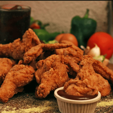 12 Piezas, Papas y Refresco