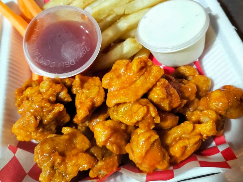 "ALE CHICK" BONELES Y ALITAS