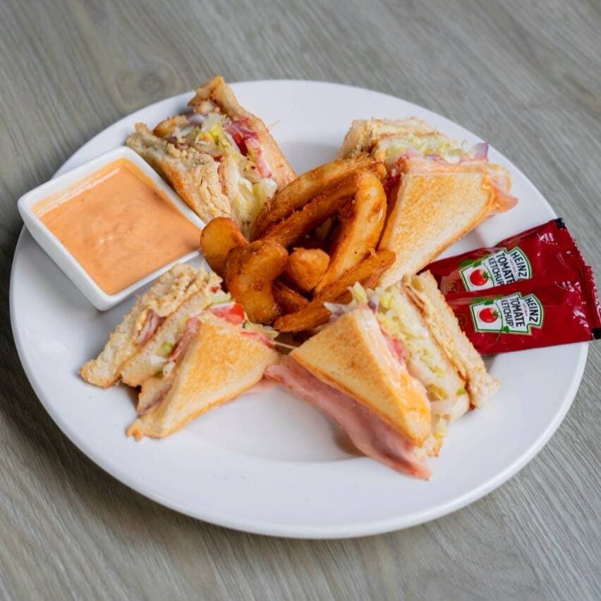 CLUB SANDWICH