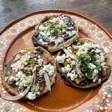 Picadita Individual Chicarrón