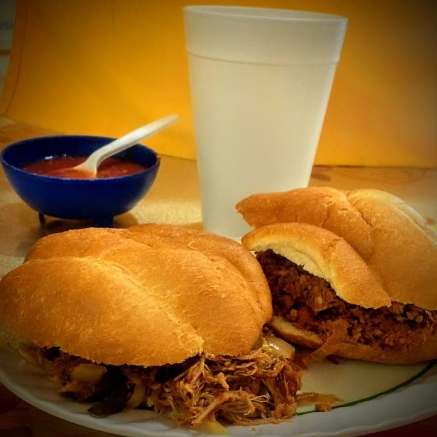2 TORTAS DE GUISO + BEBIDA (Individual)