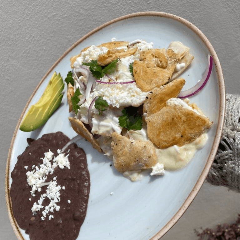 Chilaquiles Güeros