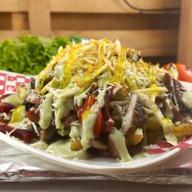 salchipapa mixta