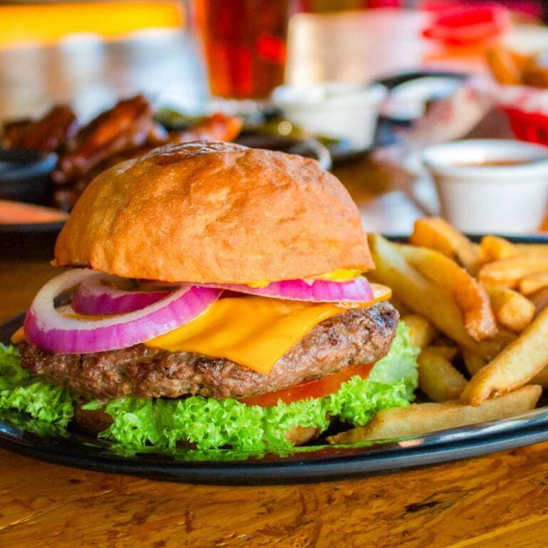 Classic Robinson's Burger