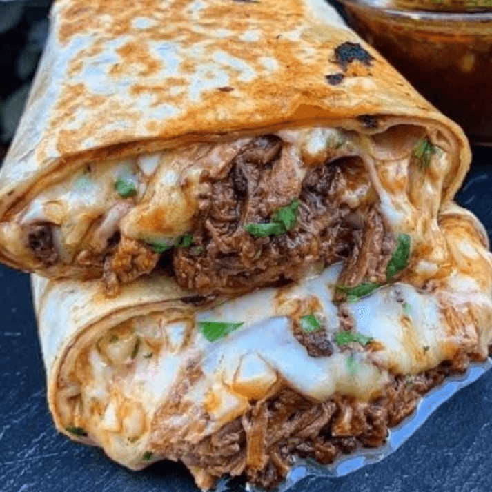 Burrito de birria especial + consomé 118 ml