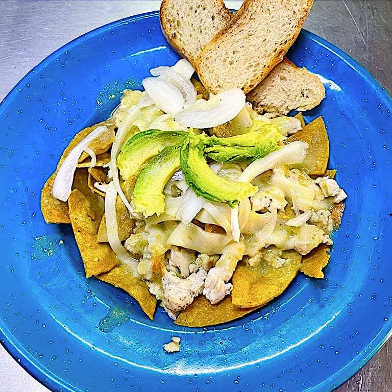 Chilaquiles suizos
