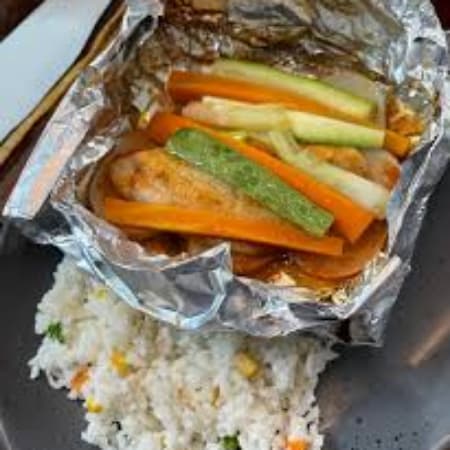 PESCADO EMPAPELADO EN ALUMUNIO