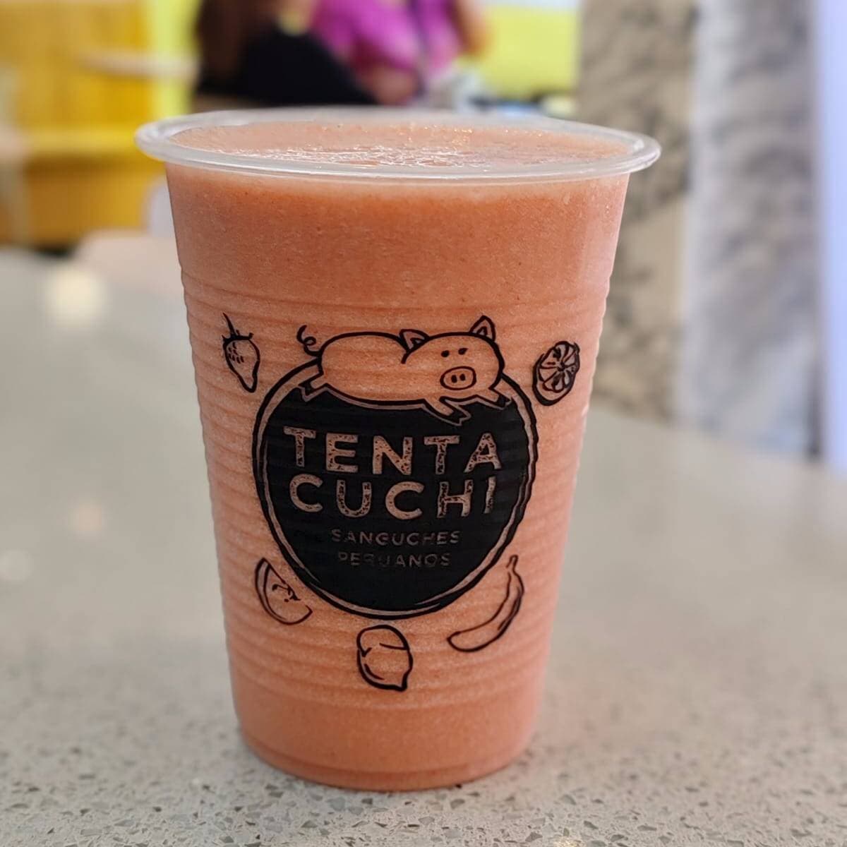 Jugo de Naranja , Piña y Fresa