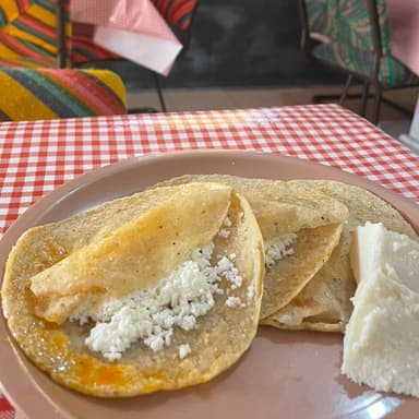 Gordita de Queso Huasteco