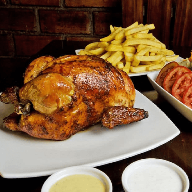 1 Pollo con Ensalada, Papas y Cremas