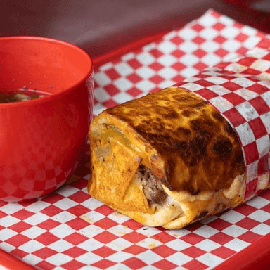 Birria Burrote y Consomé