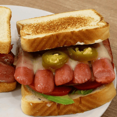 Sándwich de Salchicha