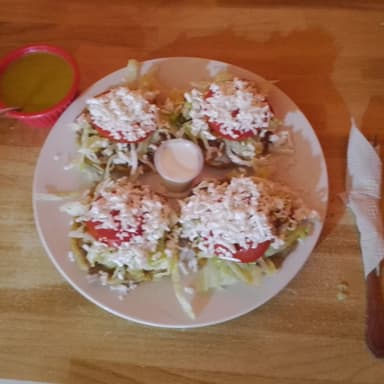 Orden de 4 Sopes de Guisos