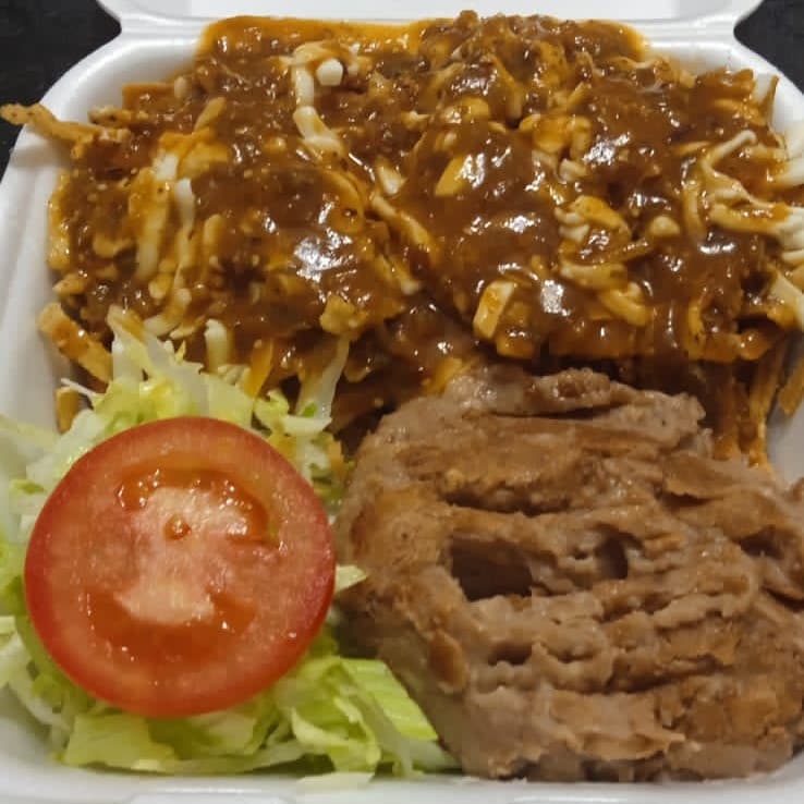 Chilaquiles al Chipotle con Queso