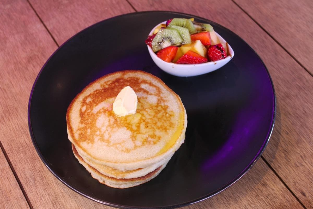 HOT CAKES