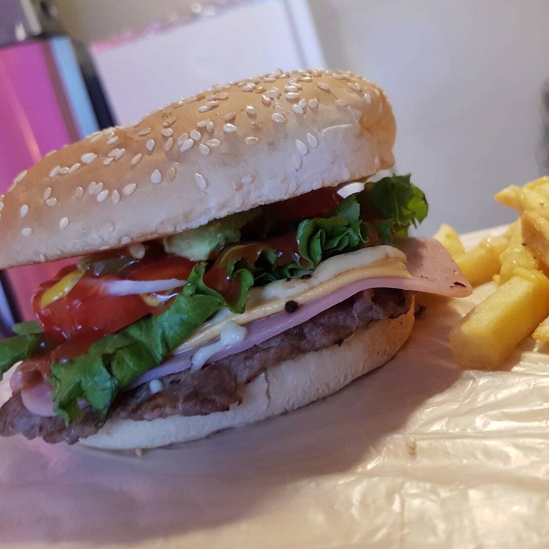 Hamburguesa Sencilla Amarillo