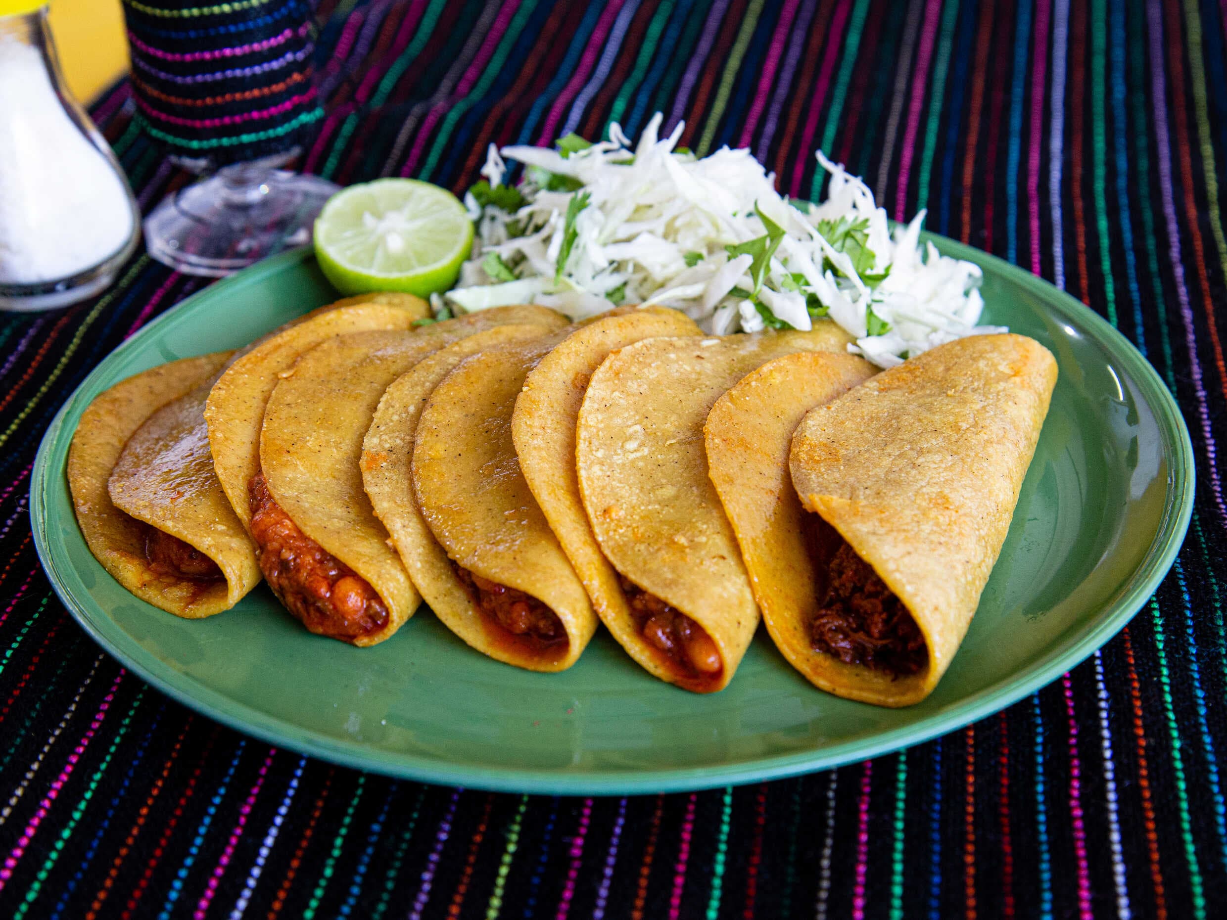Tacos al Vapor Los Yiyes