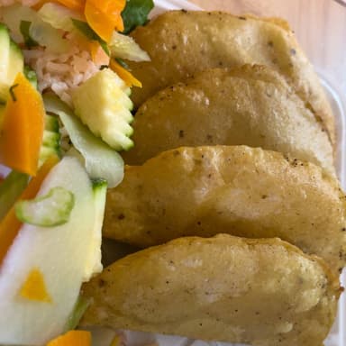Empanadas de Camarón