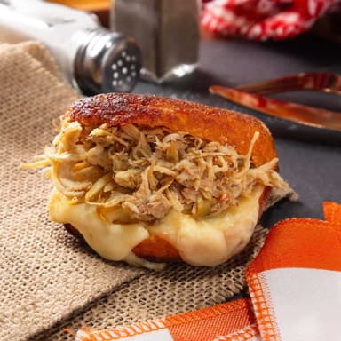Arepa de Choclo con Pollo