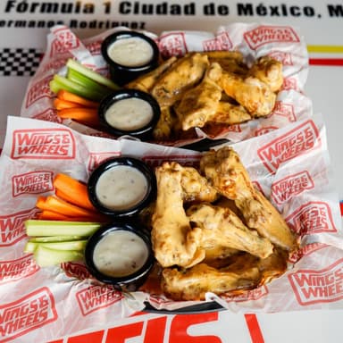 Orden de 24 Piezas de Alitas