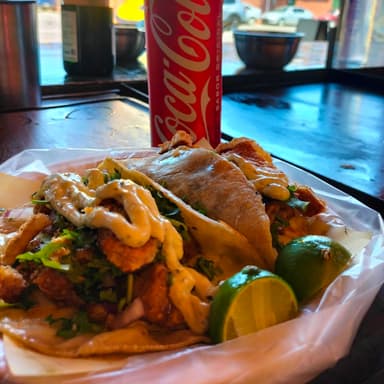 Quesadilla de Costilla en Salsa Morita